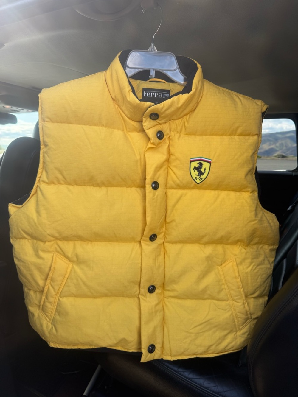 Vintage Ferrari Vest Mens XL Yellow Full Zip Snap Puffer Down Feather Quilted